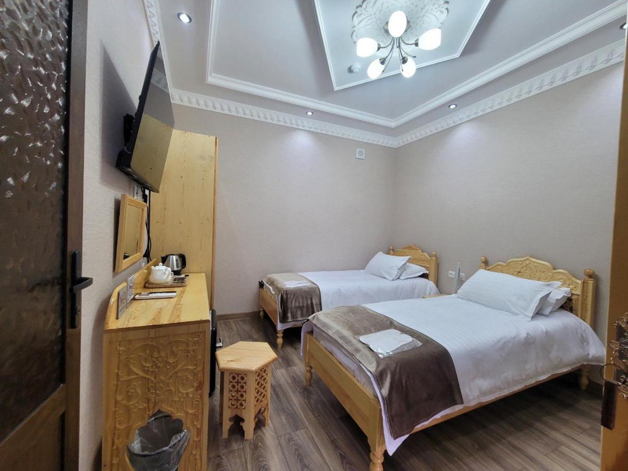 Twin Room with Shower